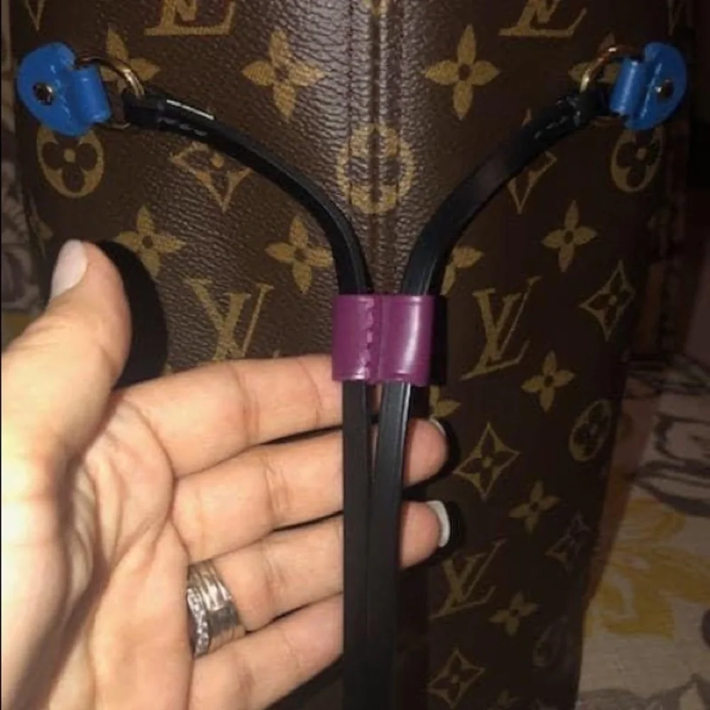 Limited Edition Totom Neo Neverall and pouch. - Picture 6 of 12